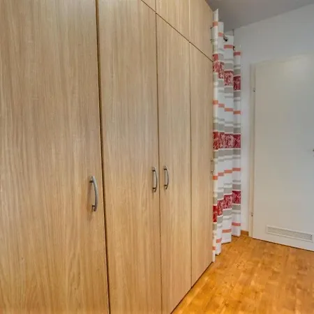 - Haus P, App 0p0103 Apartamento *